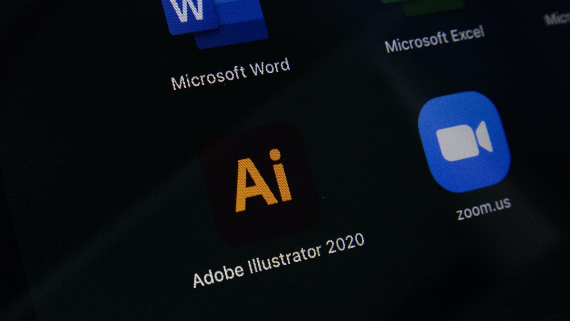 Qual è il migliore corso di Adobe Illustrator e Photoshop a Napoli?