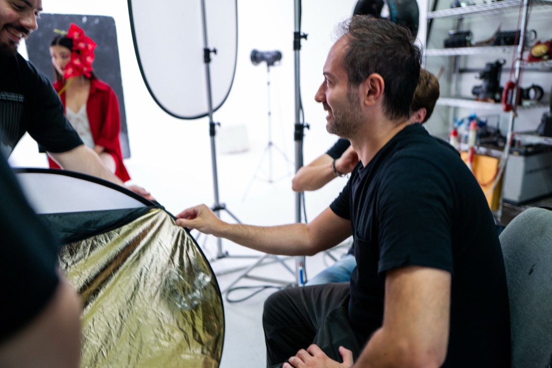 Set fotografico DAM: gestione della luce con il docente